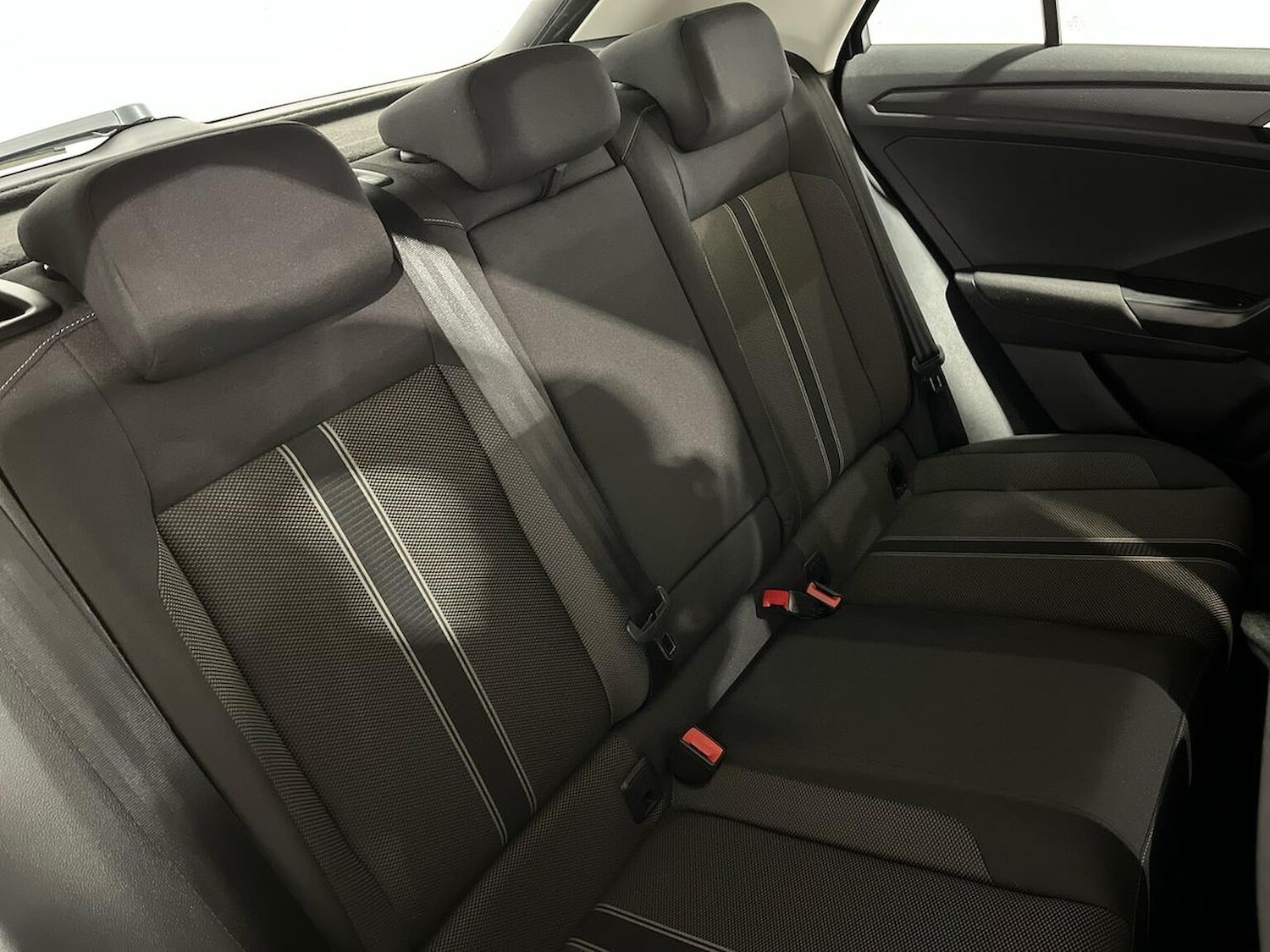 Used Volkswagen T-Roc 2018 for sale - 76713234: Photo 16