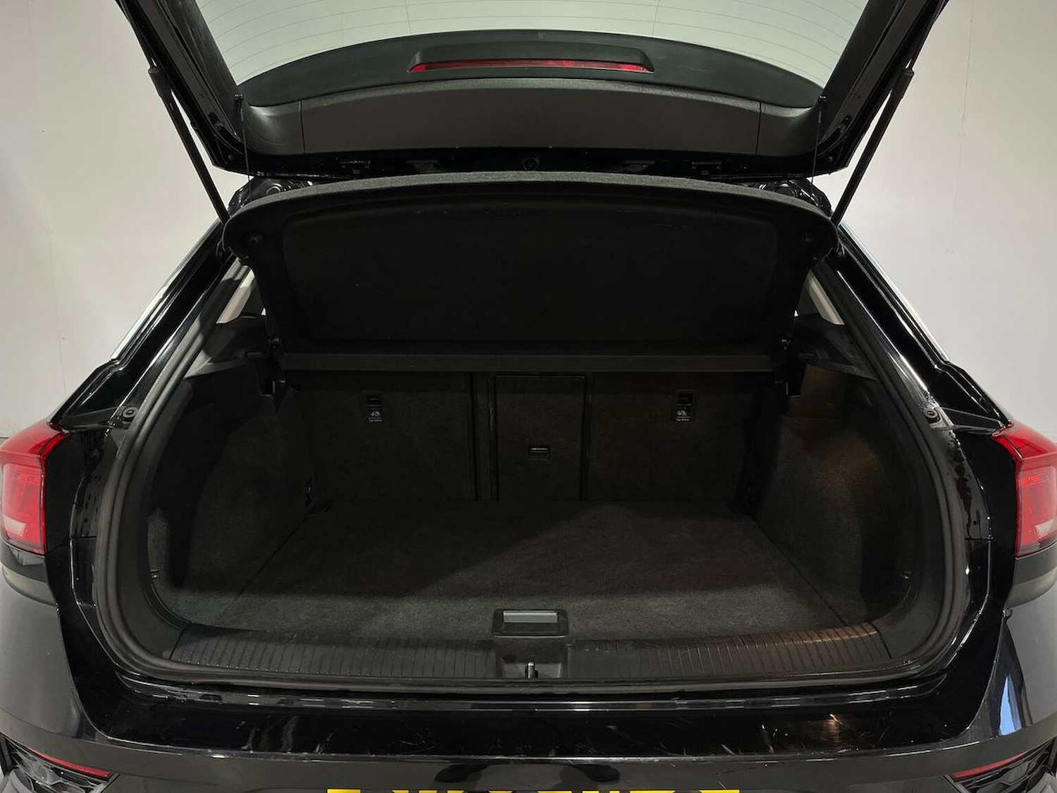 Used Volkswagen T-Roc 2018 for sale - 76713234: Photo 17