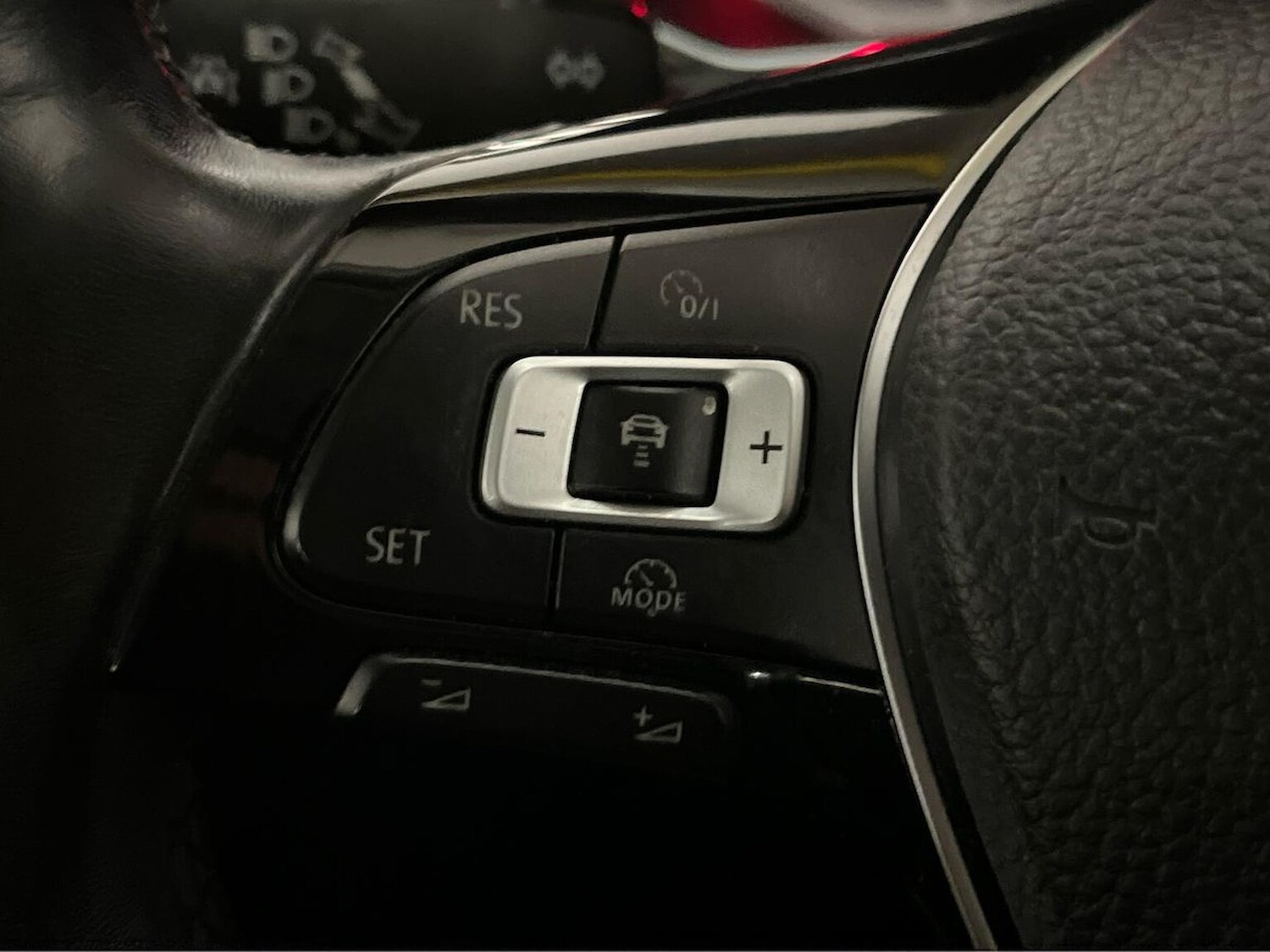 Used Volkswagen T-Roc 2018 for sale - 76713234: Photo 27