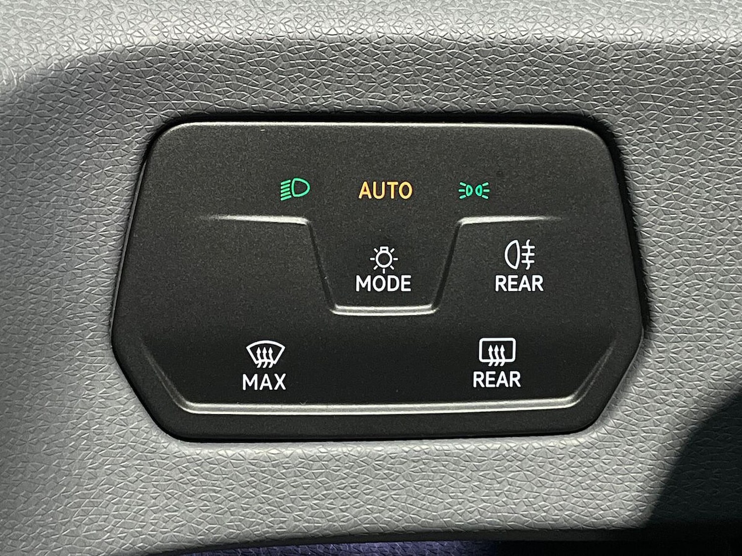 Used Volkswagen ID.3 2020 for sale - 77056873: Photo 24