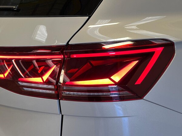 Used Volkswagen Touareg 2025 for sale - 76064383: Photo 36