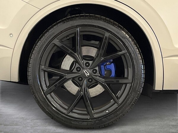 Used Volkswagen Touareg 2025 for sale - 76064383: Photo 6