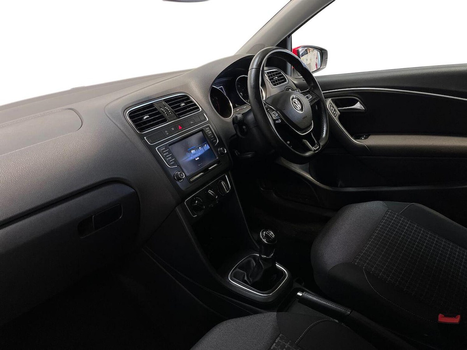 Used Volkswagen Polo 2017 for sale - 76450528: Photo 7