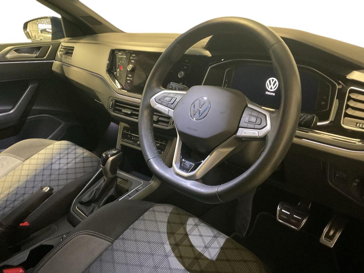 Used Volkswagen Polo 2022 for sale - 76046007: Photo 15