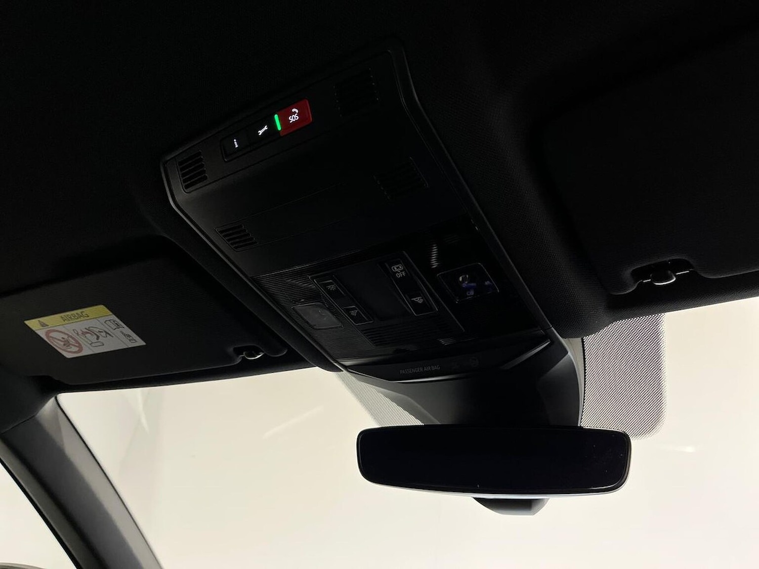 Used Volkswagen T-Roc 2023 for sale - 76706431: Photo 14