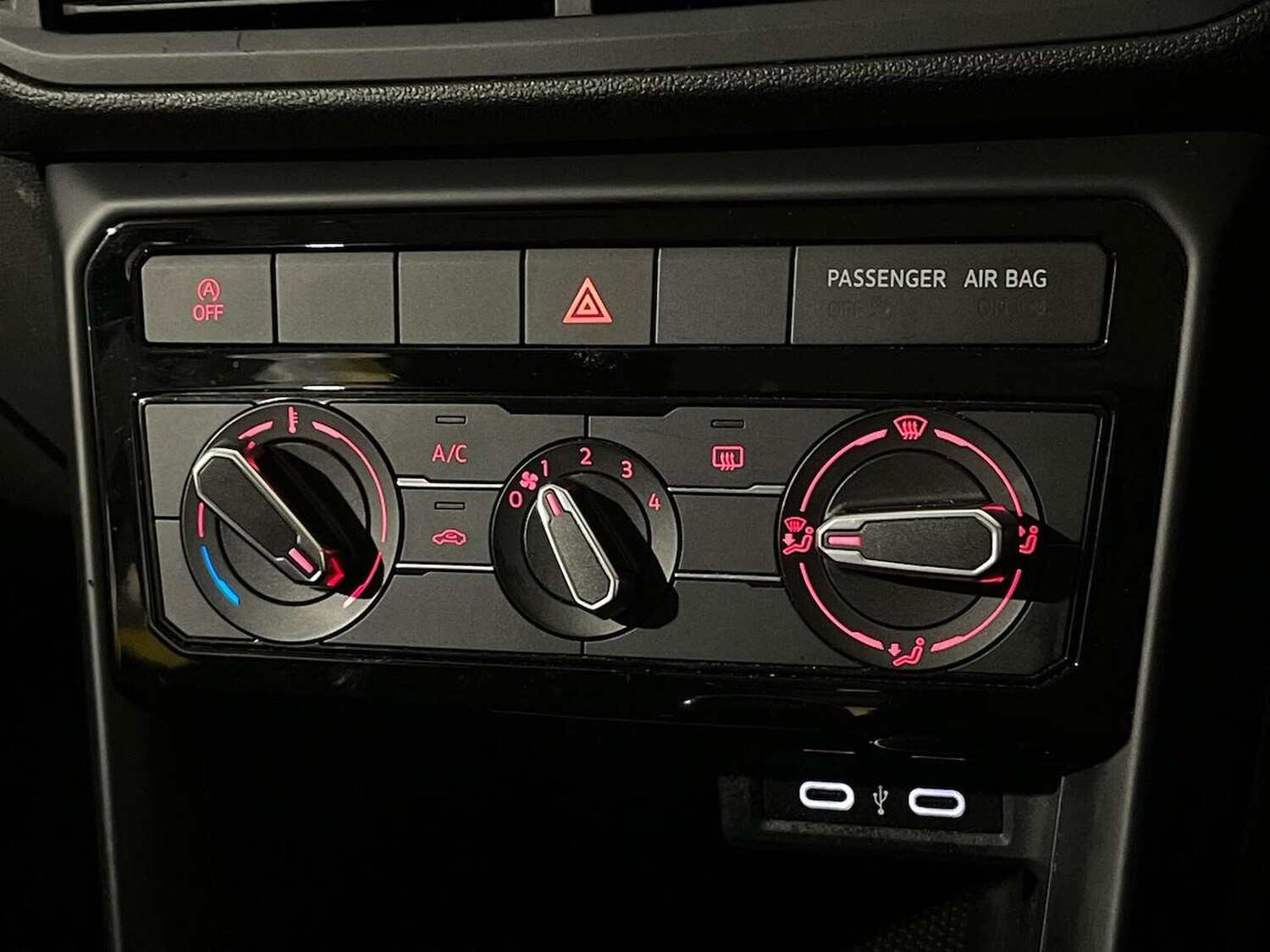 Used Volkswagen T-Cross 2021 for sale - 77946096: Photo 12