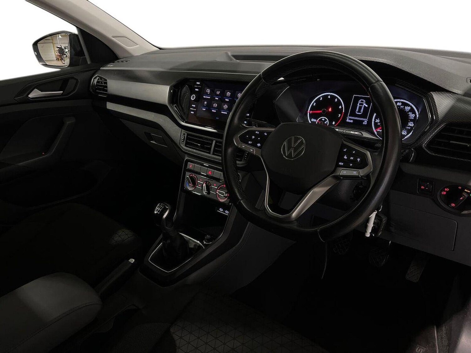 Used Volkswagen T-Cross 2021 for sale - 77946096: Photo 15