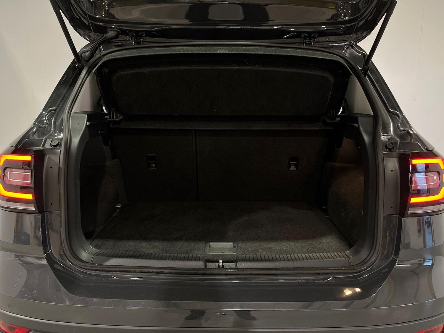 Used Volkswagen T-Cross 2021 for sale - 77946096: Photo 17