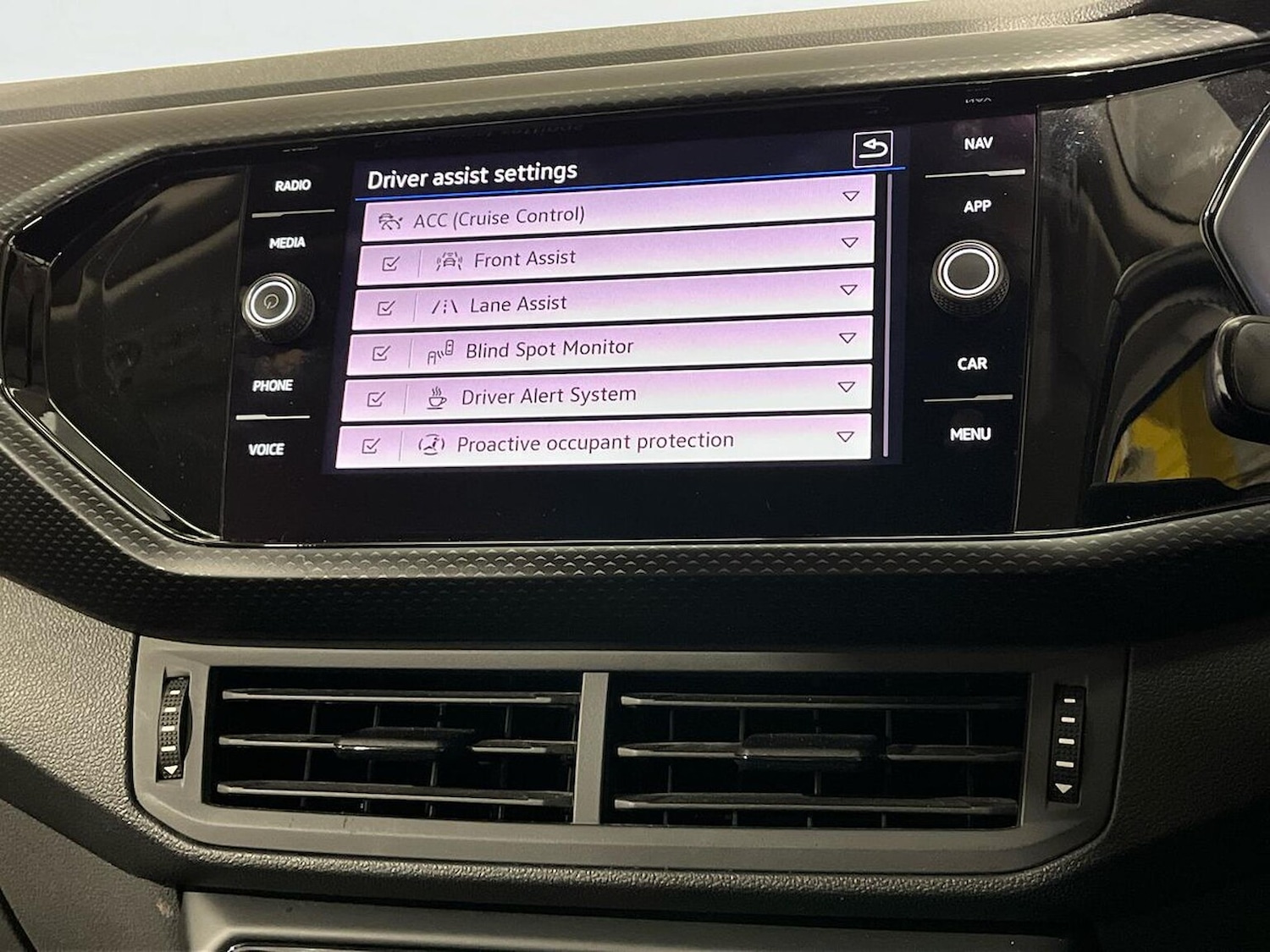 Used Volkswagen T-Cross 2021 for sale - 77946096: Photo 32