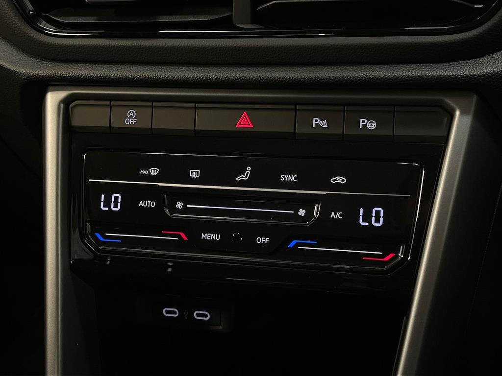 Used Volkswagen T-Roc 2025 for sale - 76885057: Photo 12