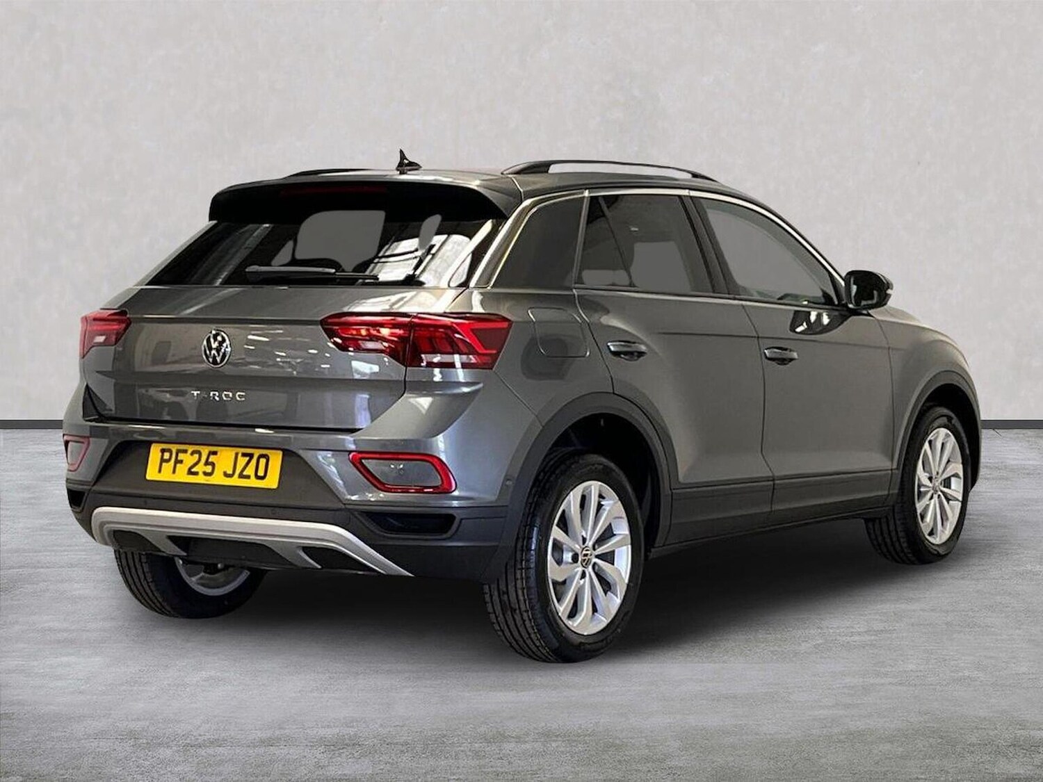 Used Volkswagen T-Roc 2025 for sale - 76885057: Photo 18