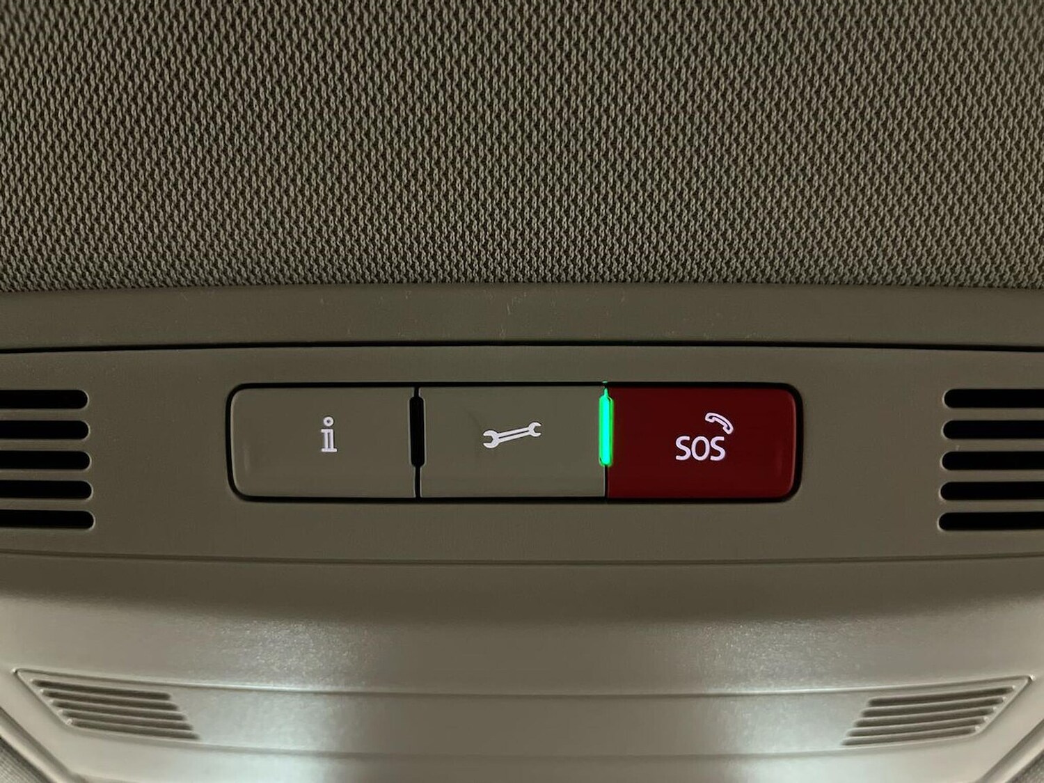 Used Volkswagen T-Roc 2025 for sale - 76885057: Photo 37