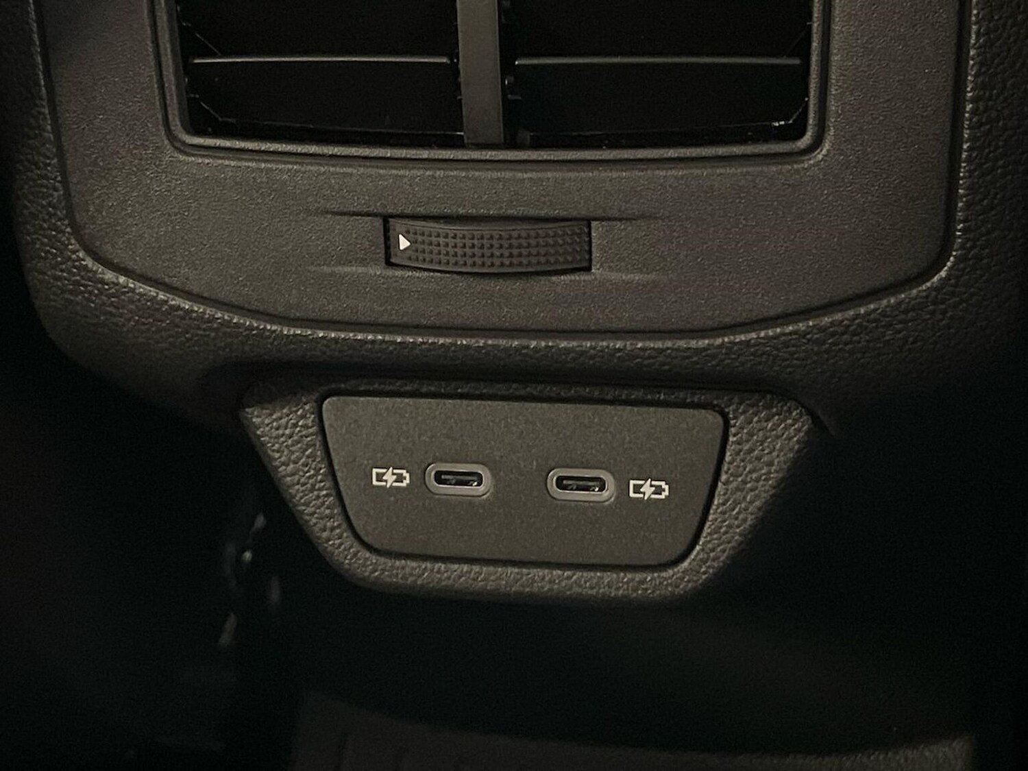 Used Volkswagen T-Roc 2025 for sale - 76885057: Photo 38