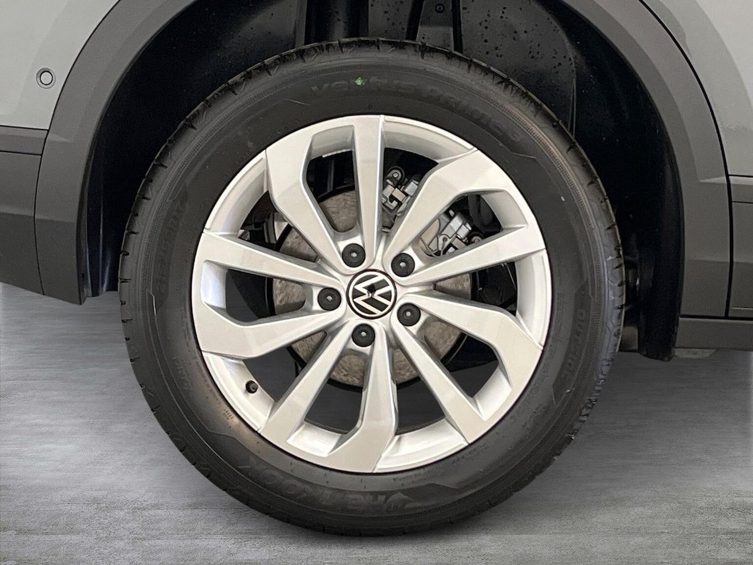 Used Volkswagen T-Roc 2025 for sale - 76885057: Photo 6