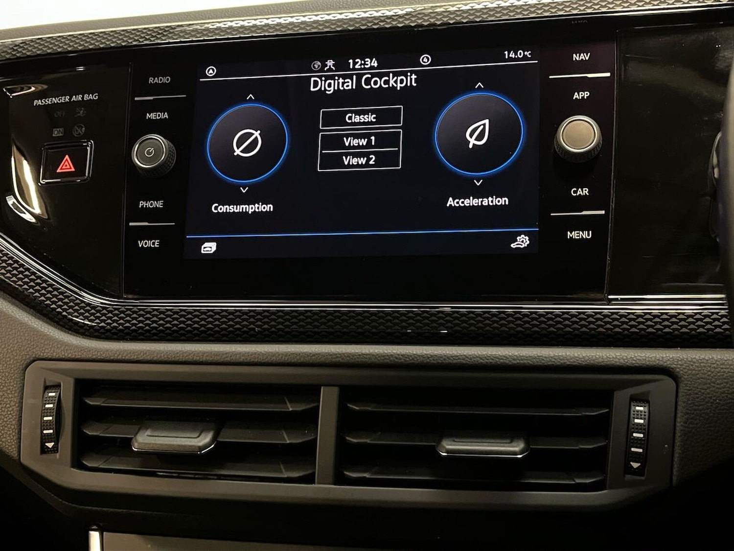 Used Volkswagen Polo 2022 for sale - 76478206: Photo 32