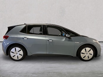Used Volkswagen ID.3 2021 for sale - 76402412: Photo