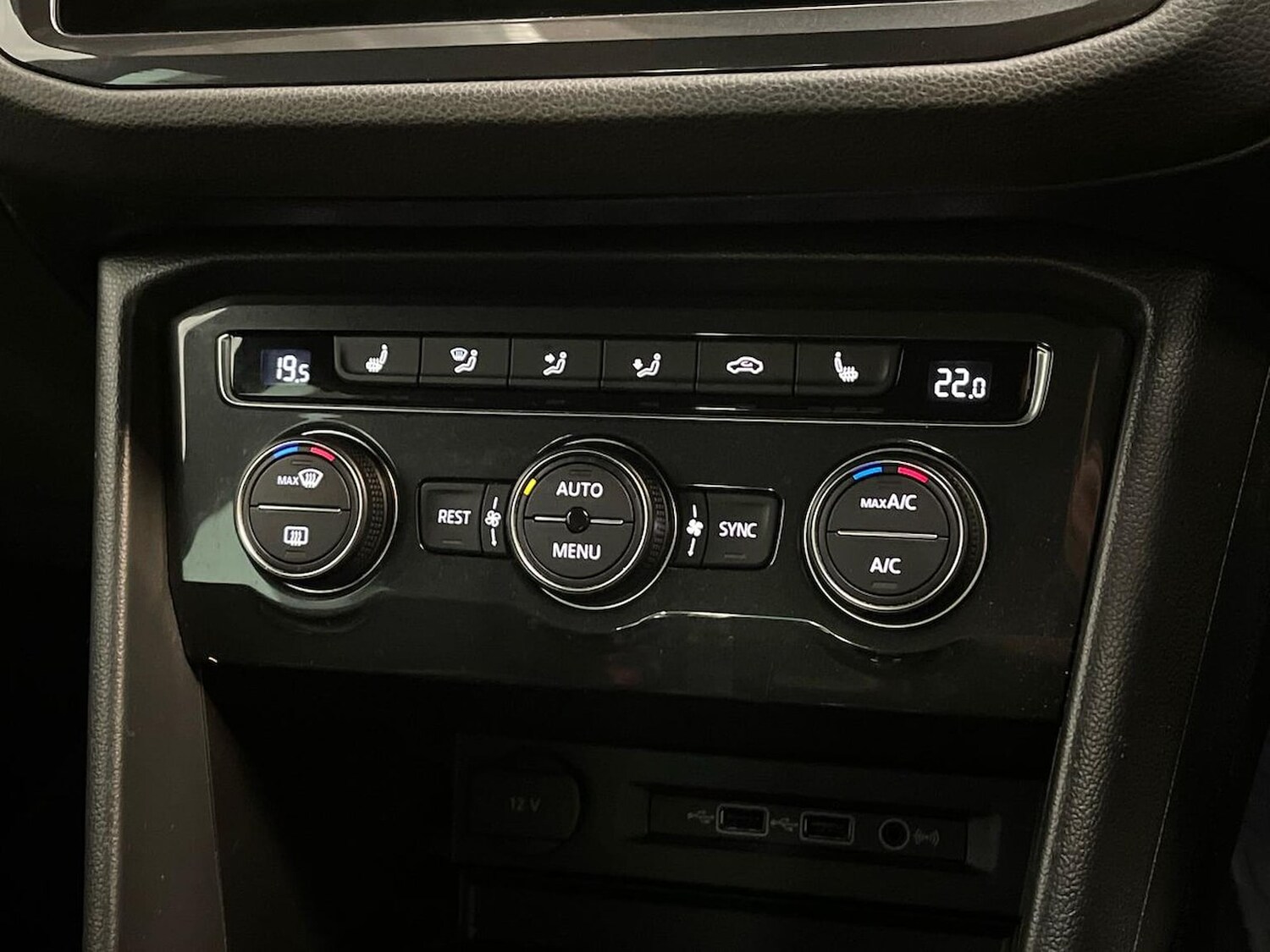 Used Volkswagen Tiguan 2019 for sale - 76347028: Photo 12