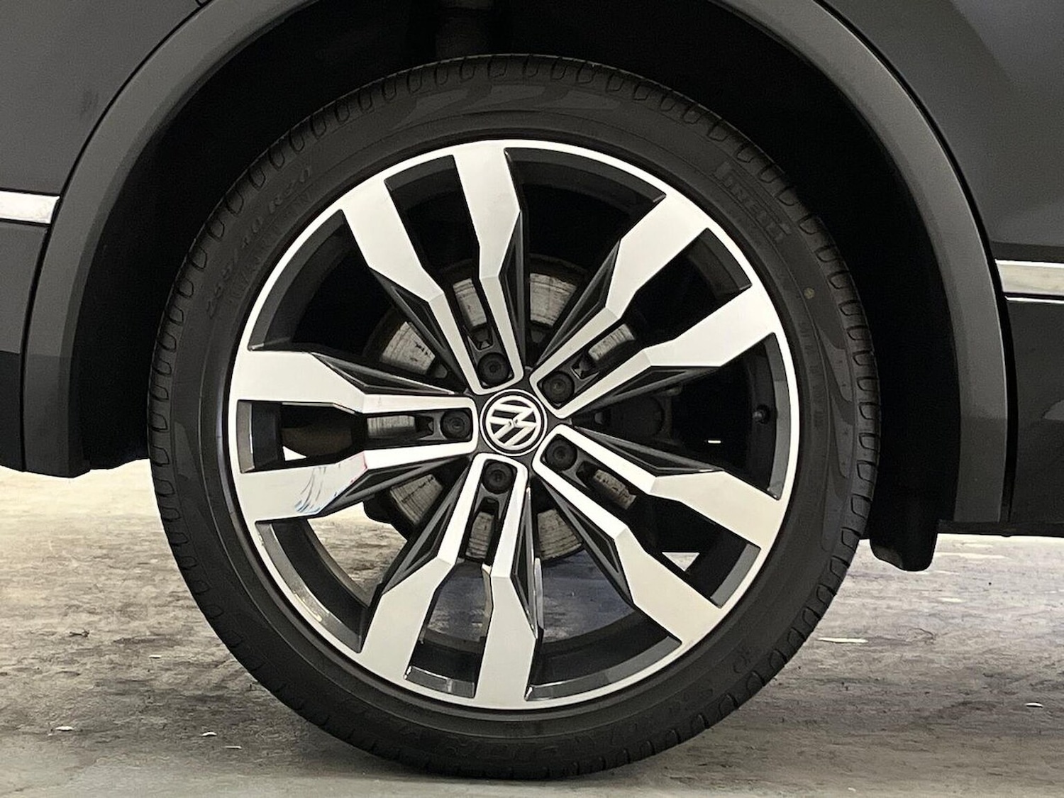 Used Volkswagen Tiguan 2019 for sale - 76347028: Photo 6