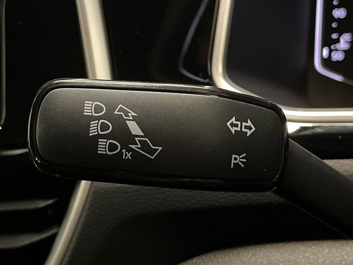 Used Volkswagen T-Roc 2025 for sale - 76407386: Photo 29