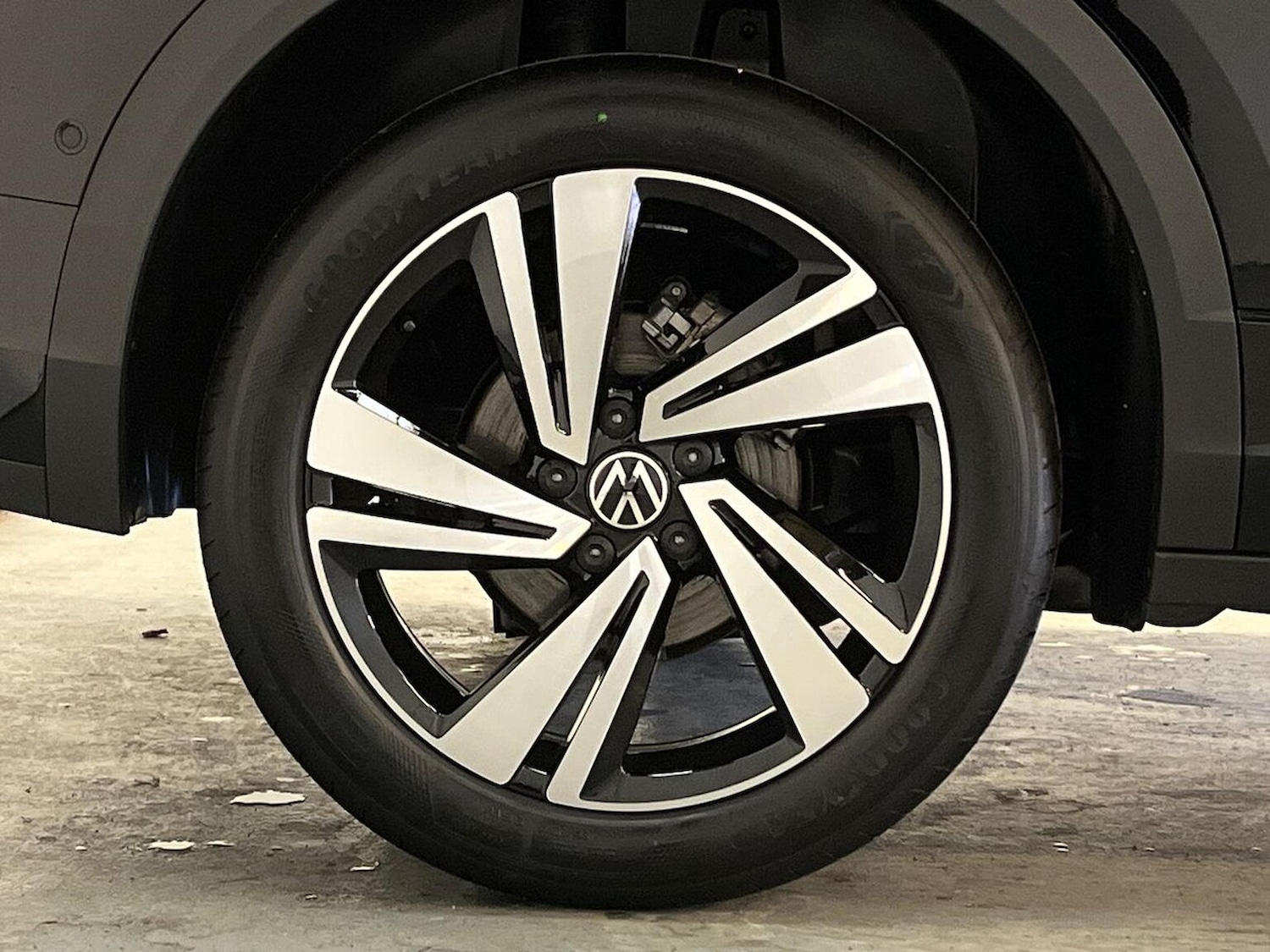 Used Volkswagen T-Roc 2025 for sale - 76407386: Photo 6