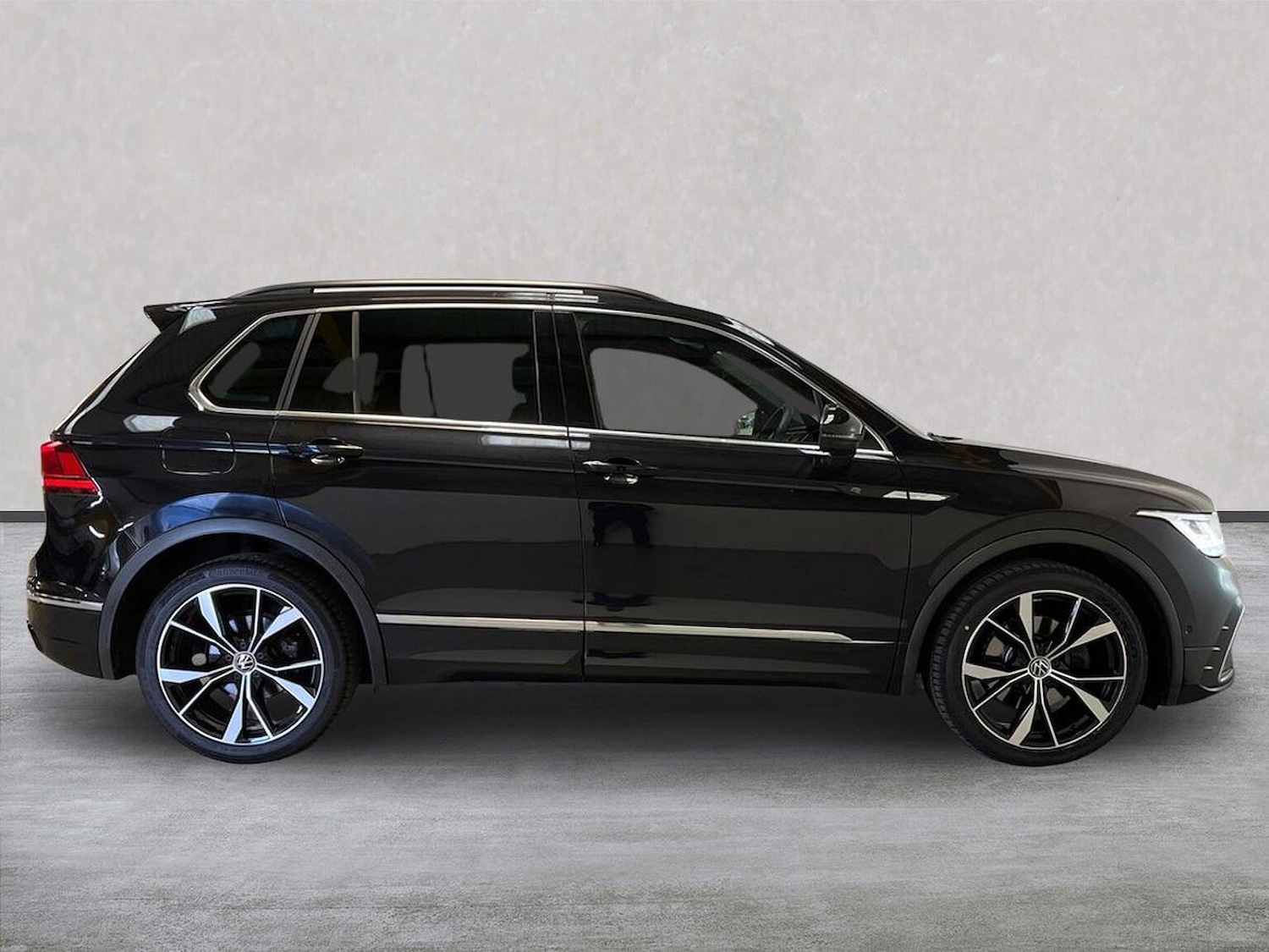 Used Volkswagen Tiguan 2022 for sale - 76504984: Photo 3