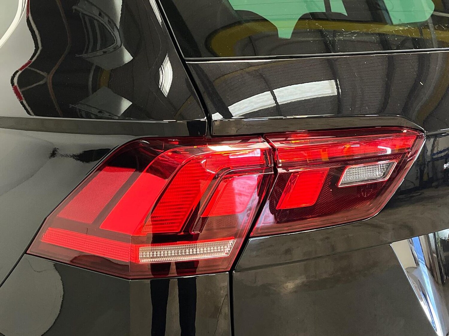 Used Volkswagen Tiguan 2022 for sale - 76504984: Photo 36