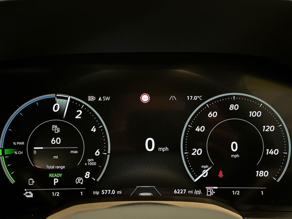 Used Volkswagen Touareg 2024 for sale - 75650320: Photo 10