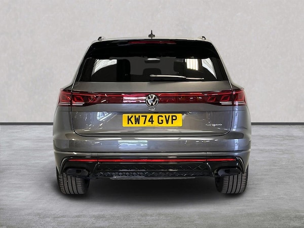 Used Volkswagen Touareg 2024 for sale - 75650320: Photo 4