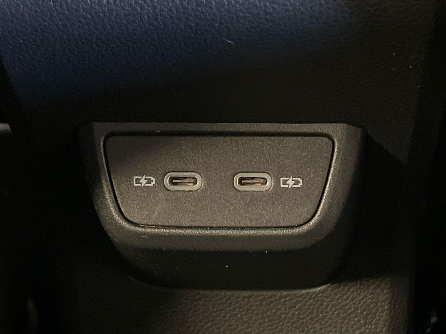 Used Volkswagen Polo 2022 for sale - 76057893: Photo 38