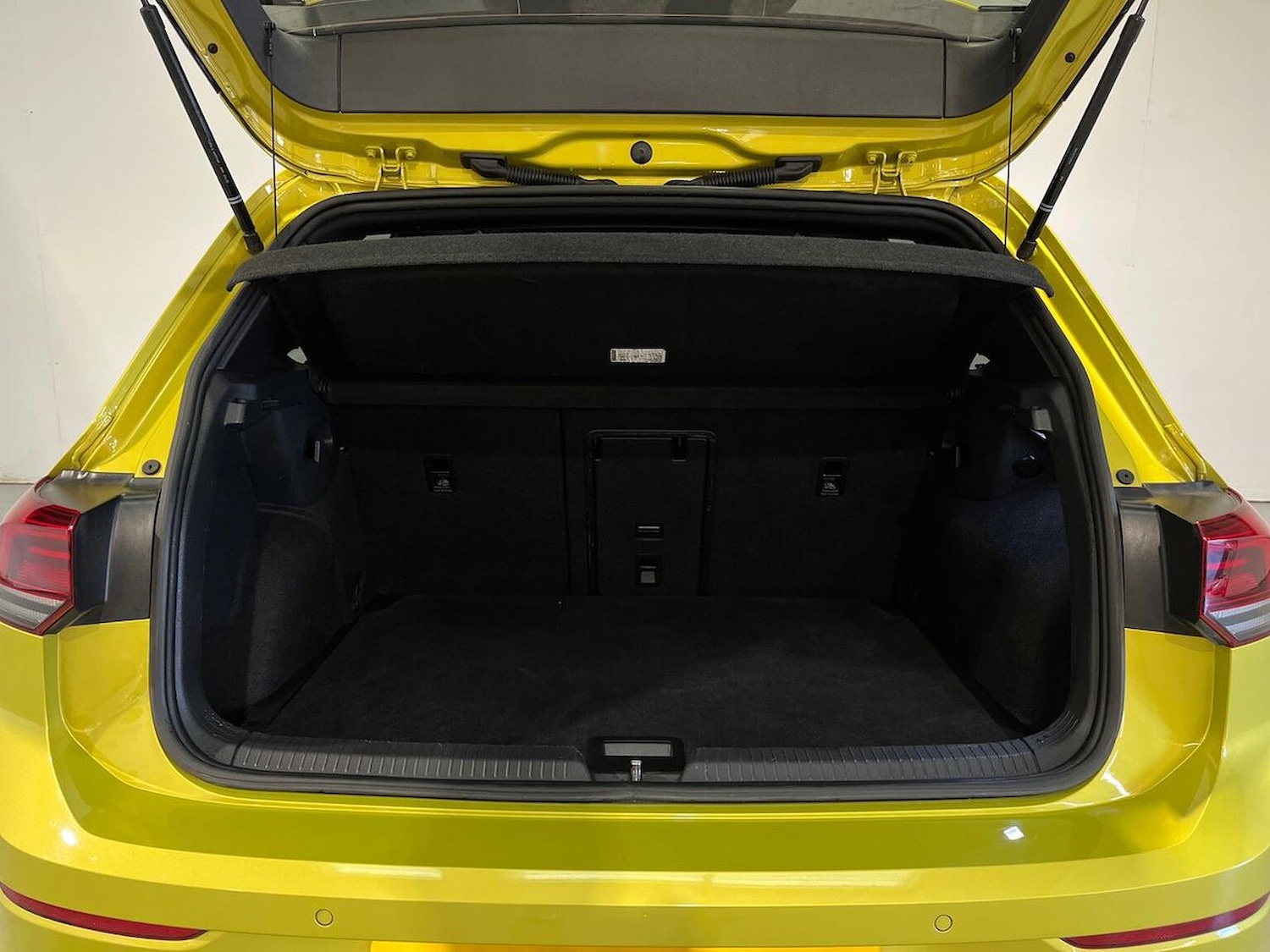 Used Volkswagen Golf 2022 for sale - 77056880: Photo 19