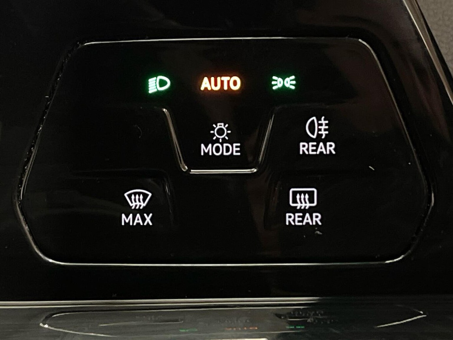 Used Volkswagen Golf 2022 for sale - 77056880: Photo 24