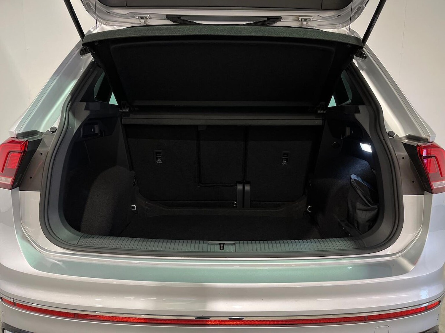 Used Volkswagen Tiguan 2023 for sale - 76719434: Photo 17