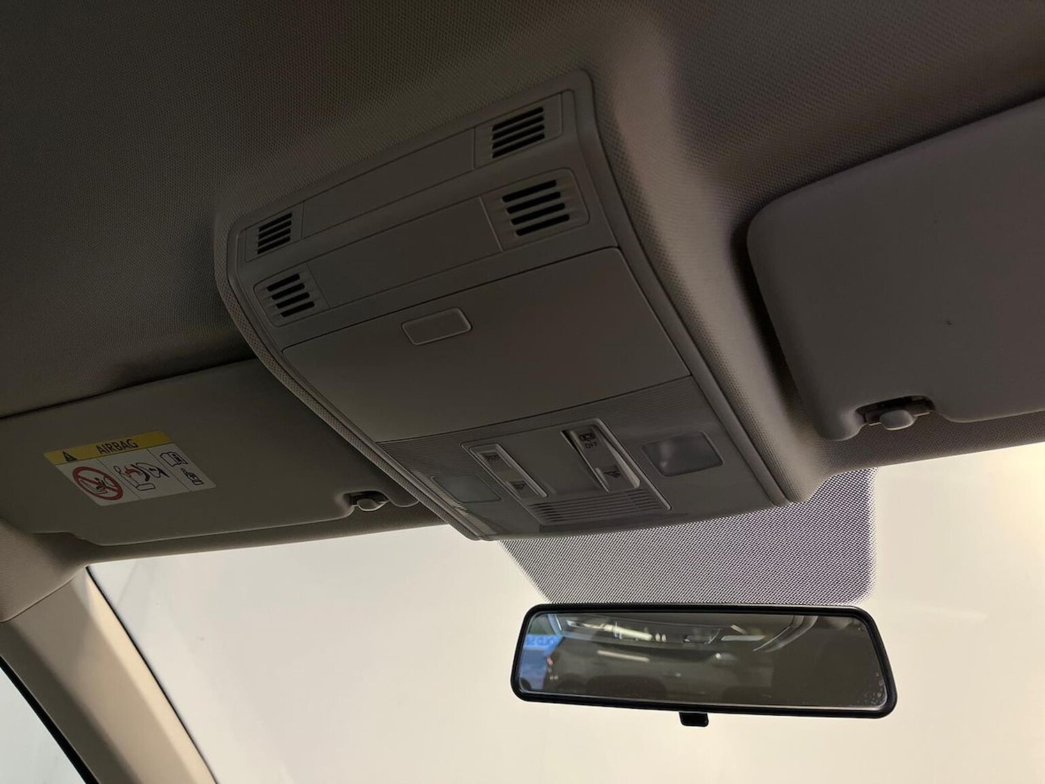 Used Volkswagen Polo 2018 for sale - 76402410: Photo 14