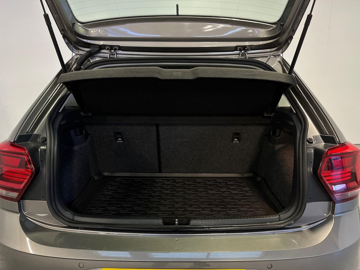 Used Volkswagen Polo 2018 for sale - 76402410: Photo 17