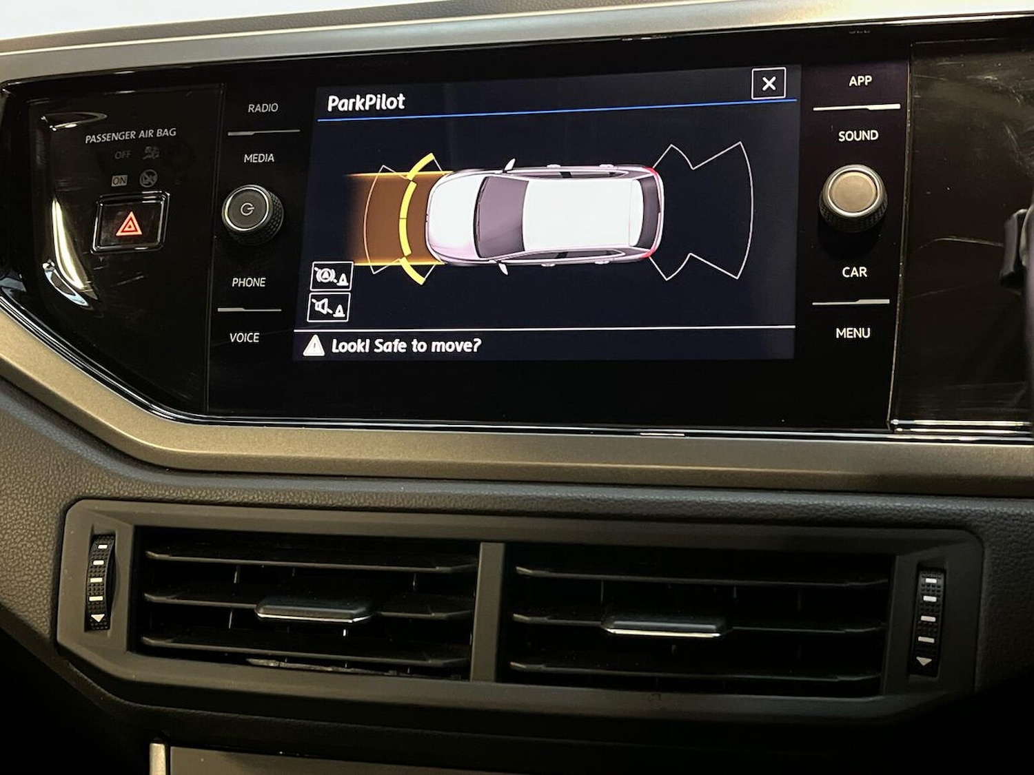 Used Volkswagen Polo 2018 for sale - 76402410: Photo 23