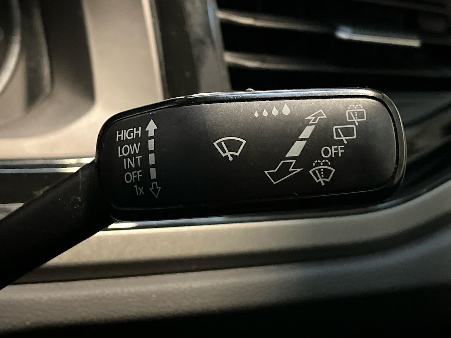 Used Volkswagen Polo 2018 for sale - 76402410: Photo 28