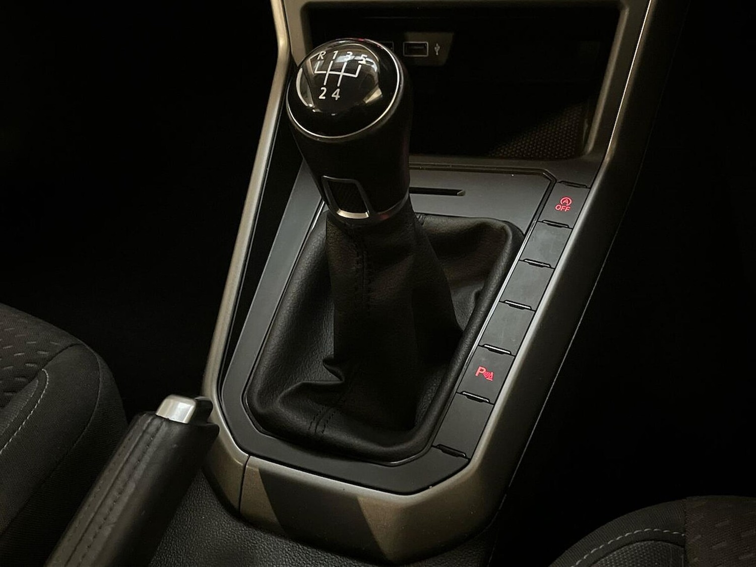 Used Volkswagen Polo 2018 for sale - 76402410: Photo 40