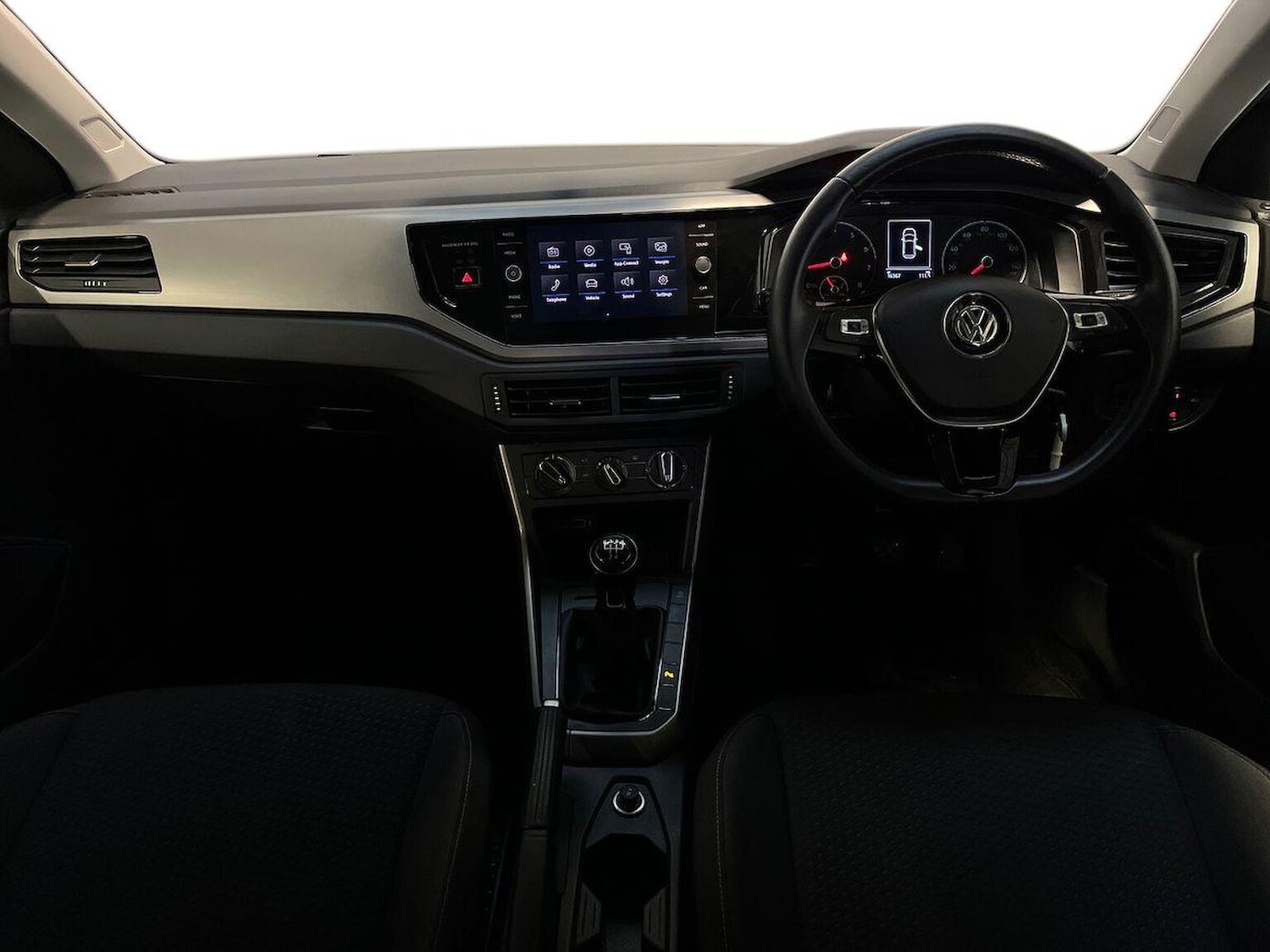 Used Volkswagen Polo 2018 for sale - 76402410: Photo 8