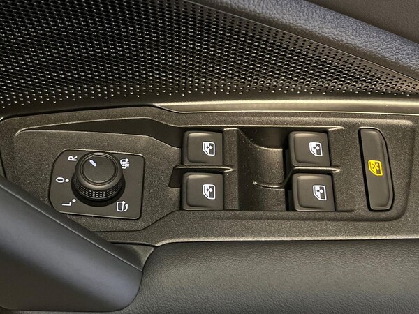 Used Volkswagen Touran 2025 for sale - 76288581: Photo 21