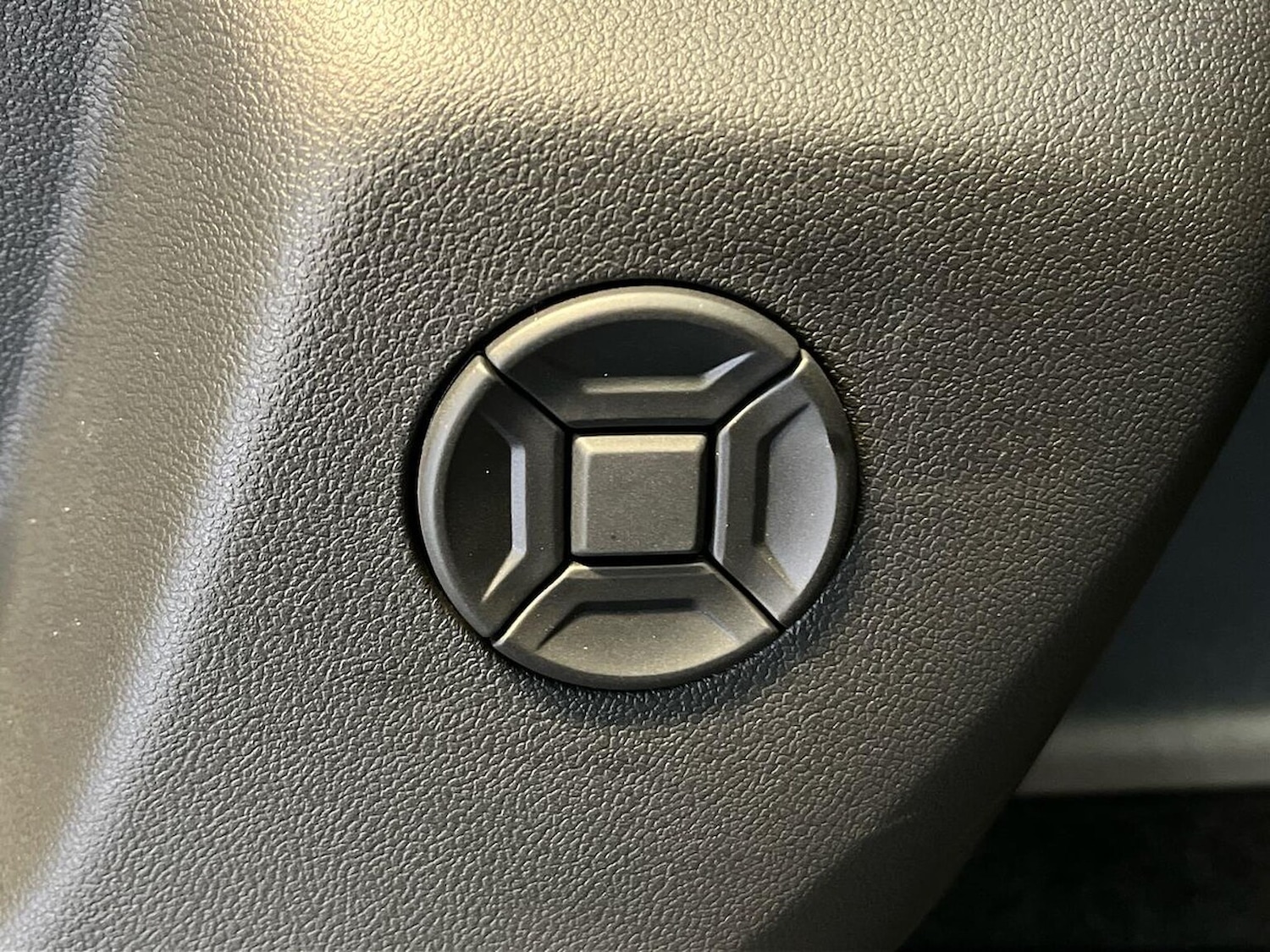 Used Volkswagen Touran 2025 for sale - 76288581: Photo 30