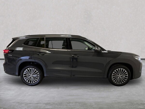 Used Volkswagen Touran 2025 for sale - 76288581: Photo 3