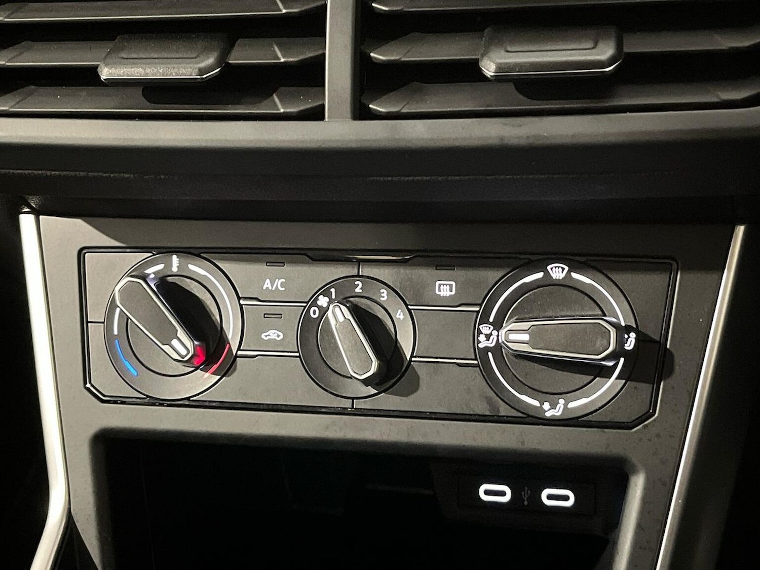 Used Volkswagen Polo 2022 for sale - 76969002: Photo 12