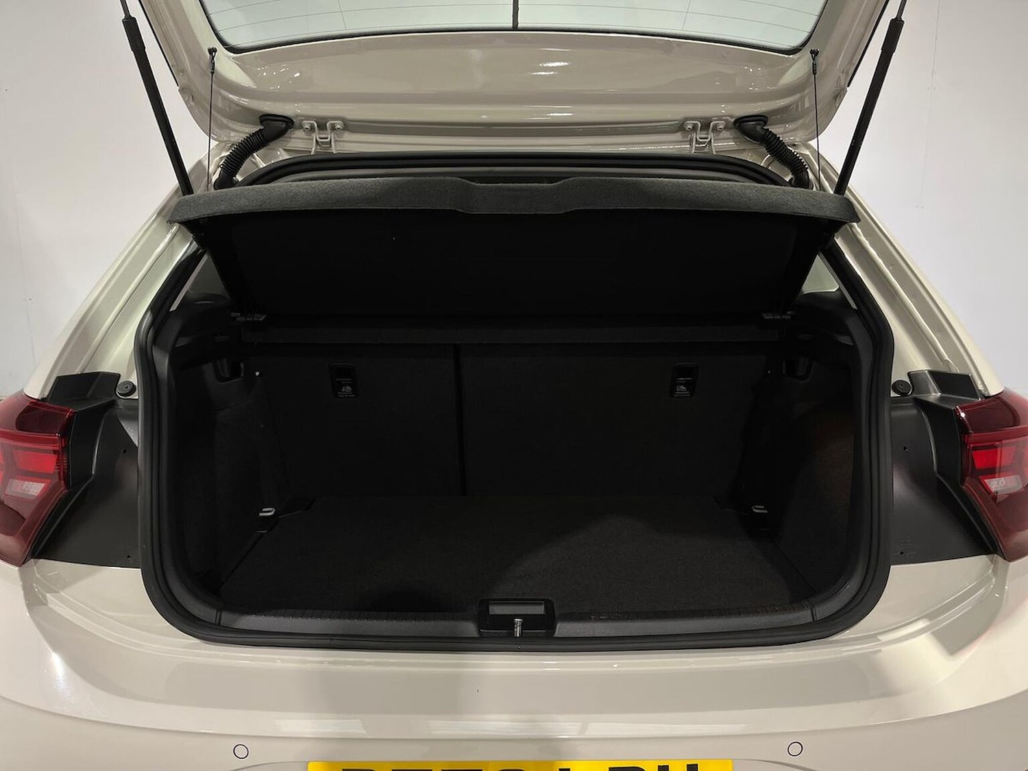 Used Volkswagen Polo 2022 for sale - 76969002: Photo 17