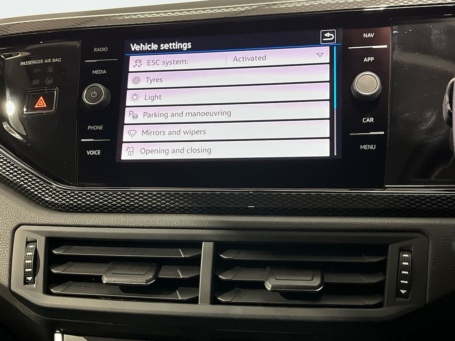 Used Volkswagen Polo 2022 for sale - 76969002: Photo 38