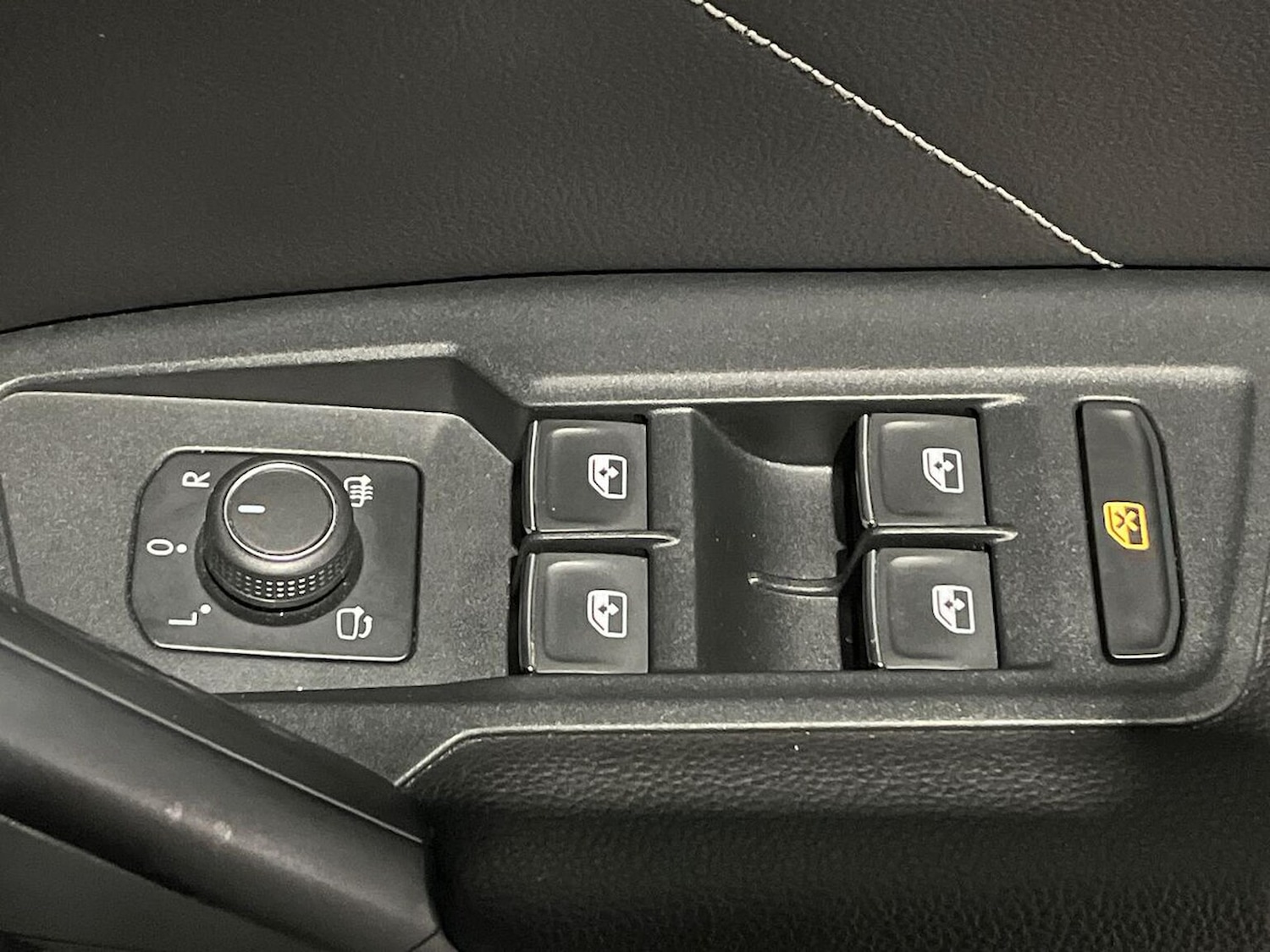 Used Volkswagen Tiguan 2021 for sale - 77056890: Photo 23