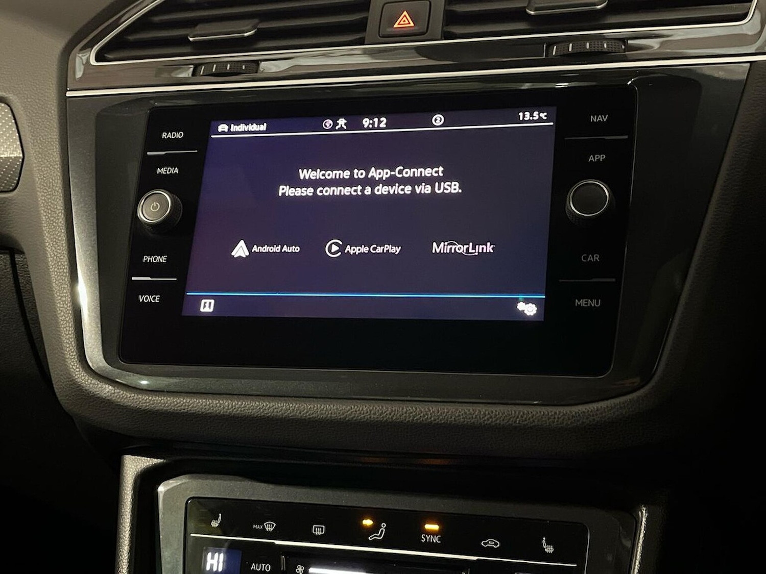 Used Volkswagen Tiguan 2021 for sale - 77056890: Photo 27