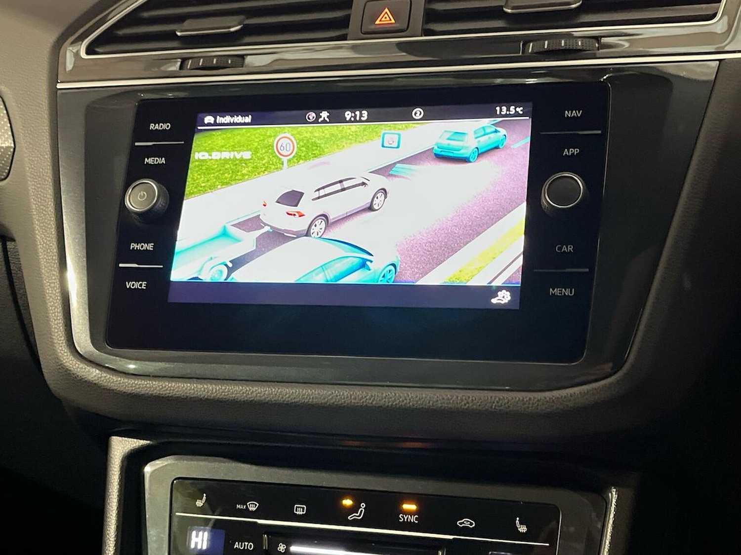 Used Volkswagen Tiguan 2021 for sale - 77056890: Photo 33