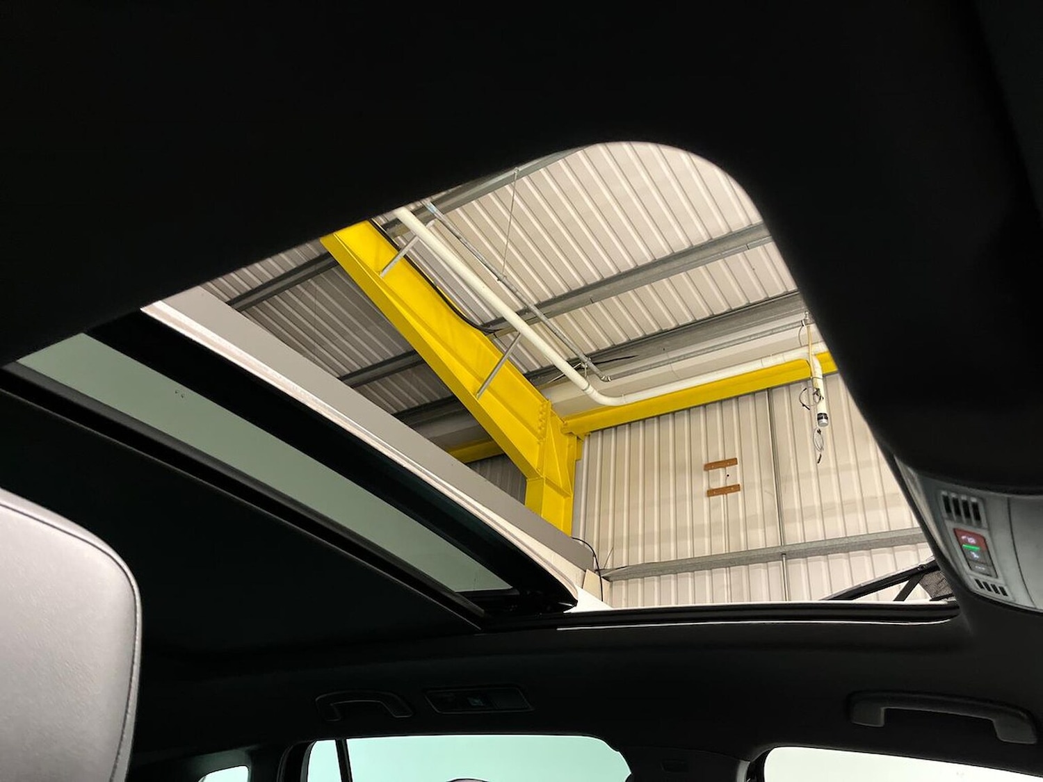 Used Volkswagen Tiguan 2021 for sale - 77056890: Photo 34