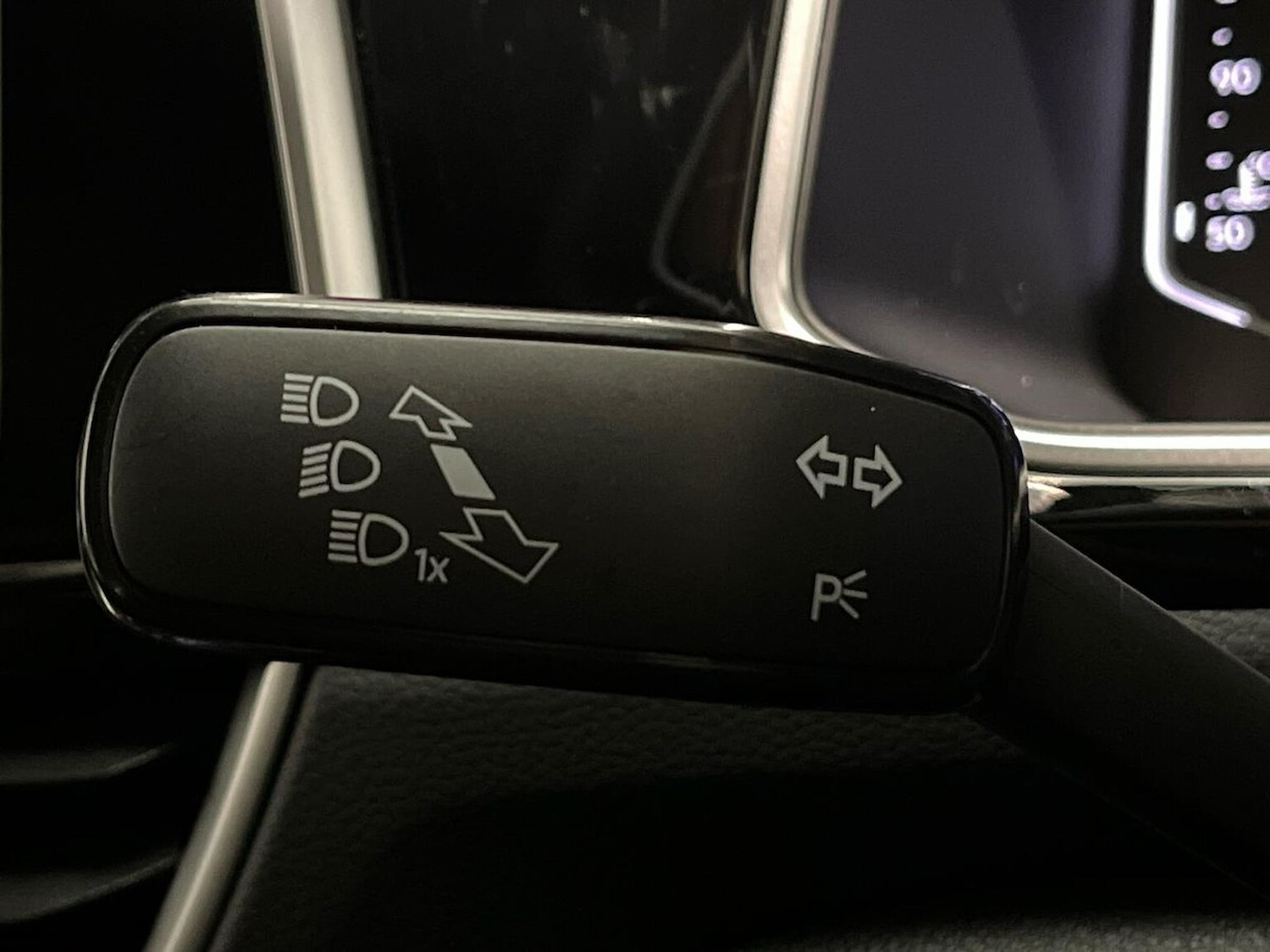 Used Volkswagen T-Roc 2025 for sale - 77056885: Photo 31