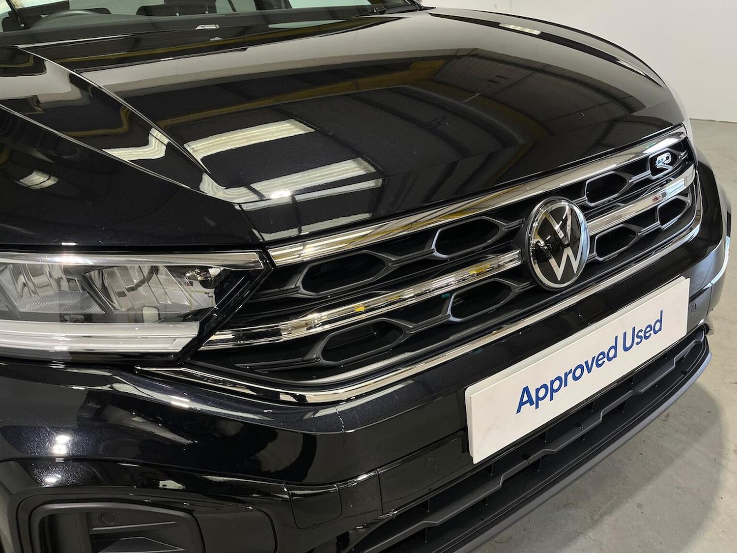 Used Volkswagen T-Roc 2025 for sale - 77056885: Photo 35